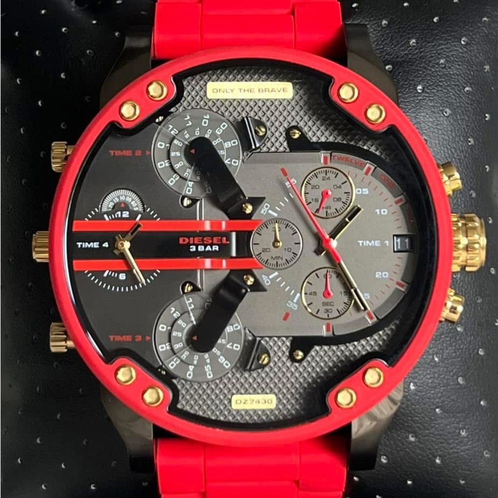 DZ7430 - Diesel Men’s Mr. Daddy 2.0 Chronograph Red Silicone Watch